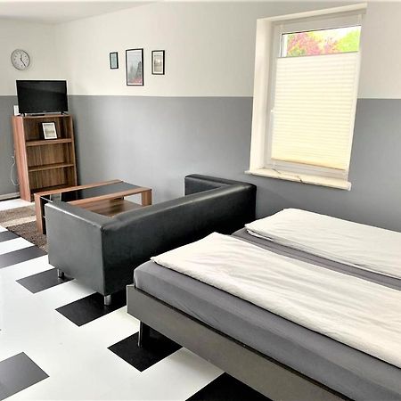 Apartment Voll Moebeliert Mit Balkon Бремен Екстериор снимка