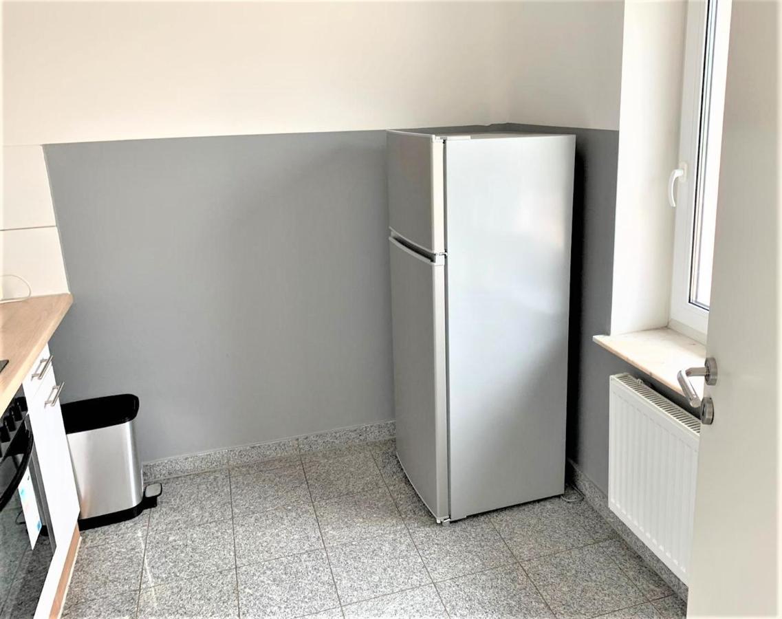 Apartment Voll Moebeliert Mit Balkon Бремен Екстериор снимка